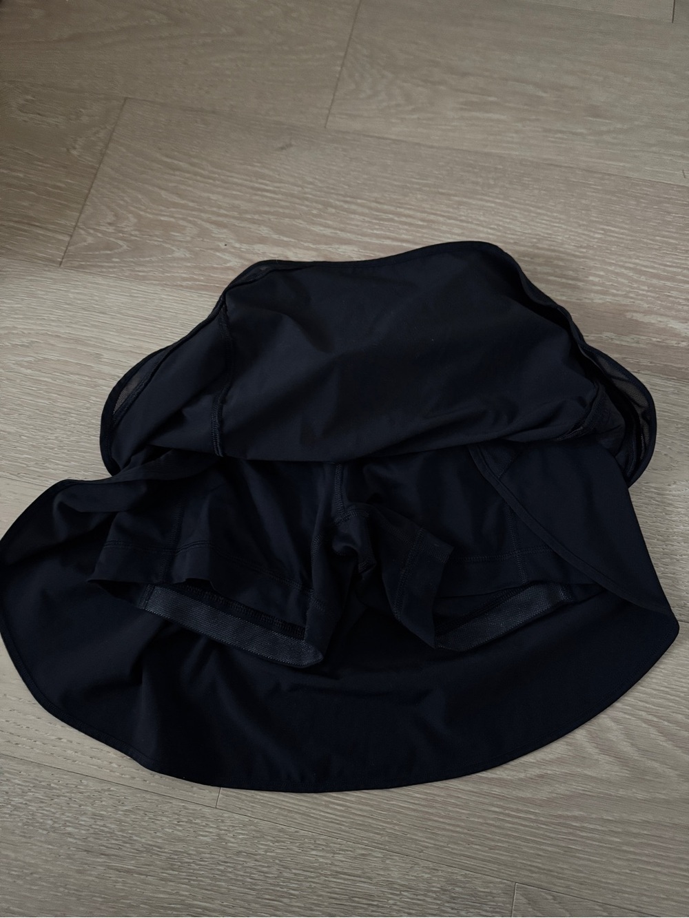 Lululemon Hotty Hot High Rise Skirt - Black - Picture 4 of 4